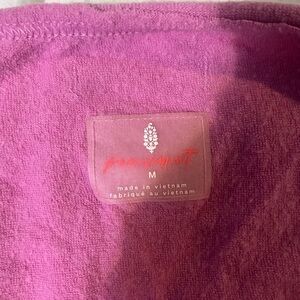 Free People Movement cropped sweatshirt lavender/magenta size M